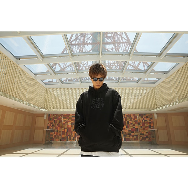 岩田剛典 READY? BIG HOODIE BEIGE