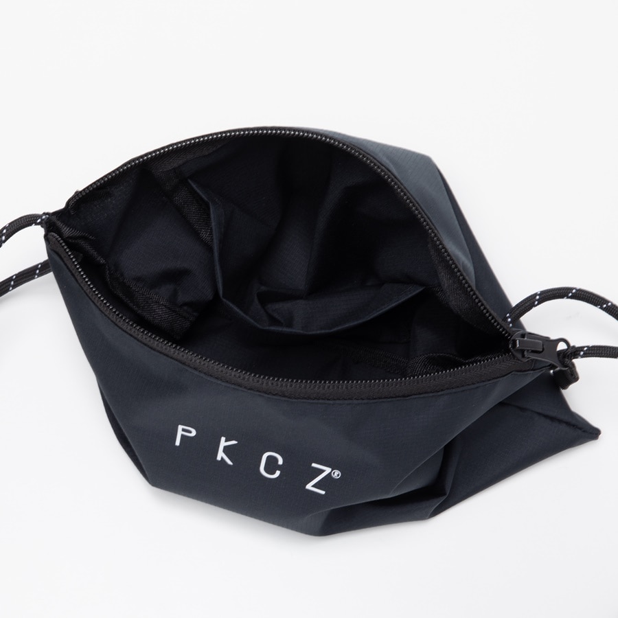 PKCZ® サコッシュ 詳細画像 BLACK 2