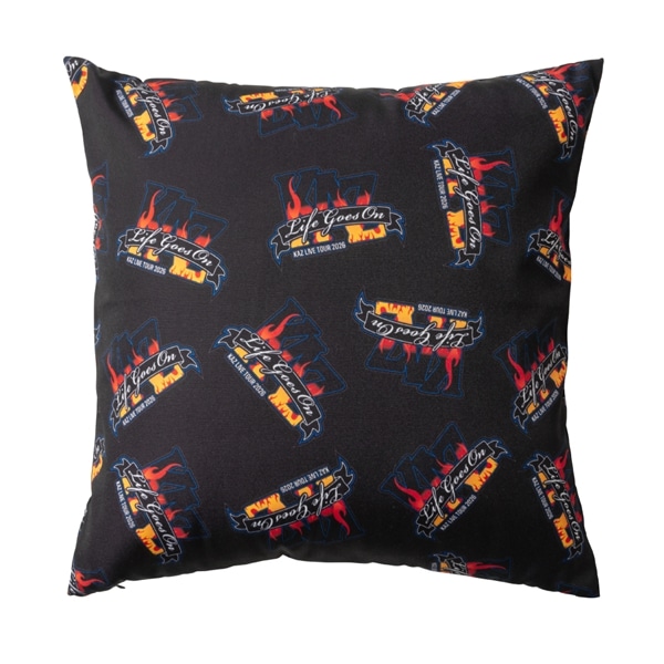 LIFE GOES ON クッション