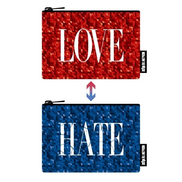 LOVE&HATE スパンコールフラットポーチ