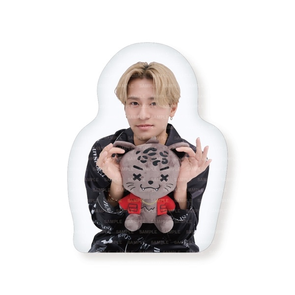 BALLISTIK BOYZ 2026 カレンダー ダイカットクッション 詳細画像