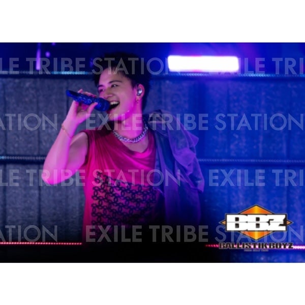 IMPACT LIVE PHOTO 035