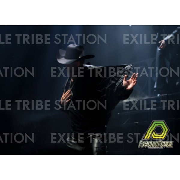 EVOLVE LIVE PHOTO 042