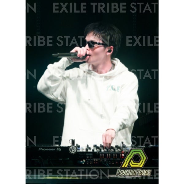 EVOLVE LIVE PHOTO 061