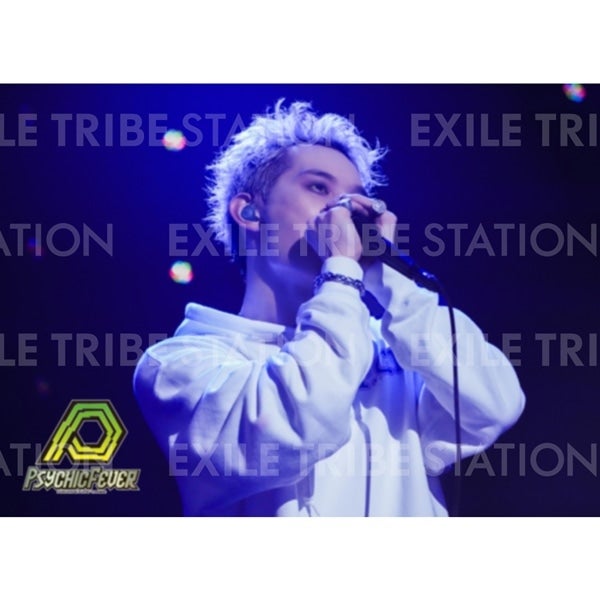 EVOLVE LIVE PHOTO 084