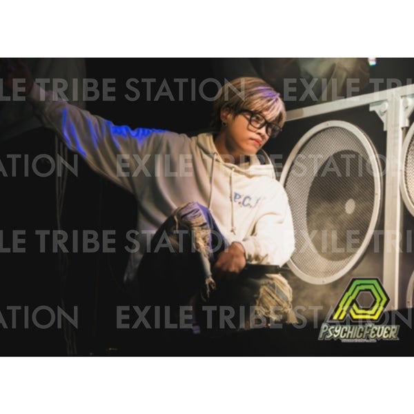 EVOLVE LIVE PHOTO 143