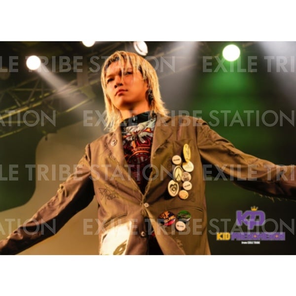 KID PHENOMENON D7SCOVER LIVE PHOTO 105