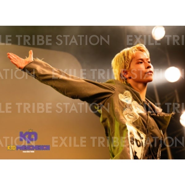 KID PHENOMENON D7SCOVER LIVE PHOTO 150