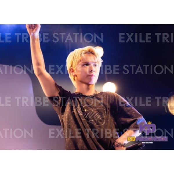 KID PHENOMENON D7SCOVER LIVE PHOTO 155