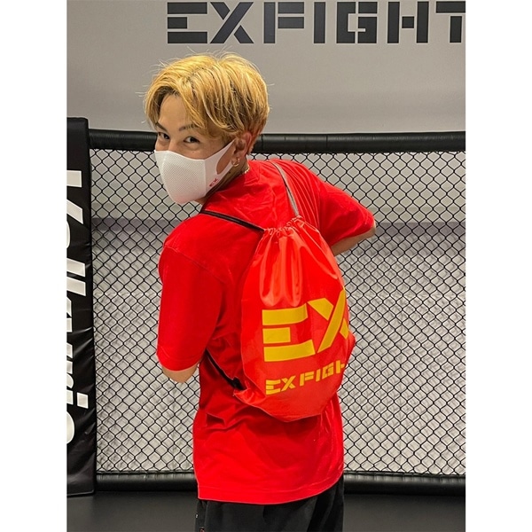 RIKU×EXFIGHTコラボナップザック