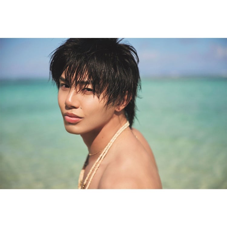 武知海青 1st写真集 5月29日（金）発売決定!!